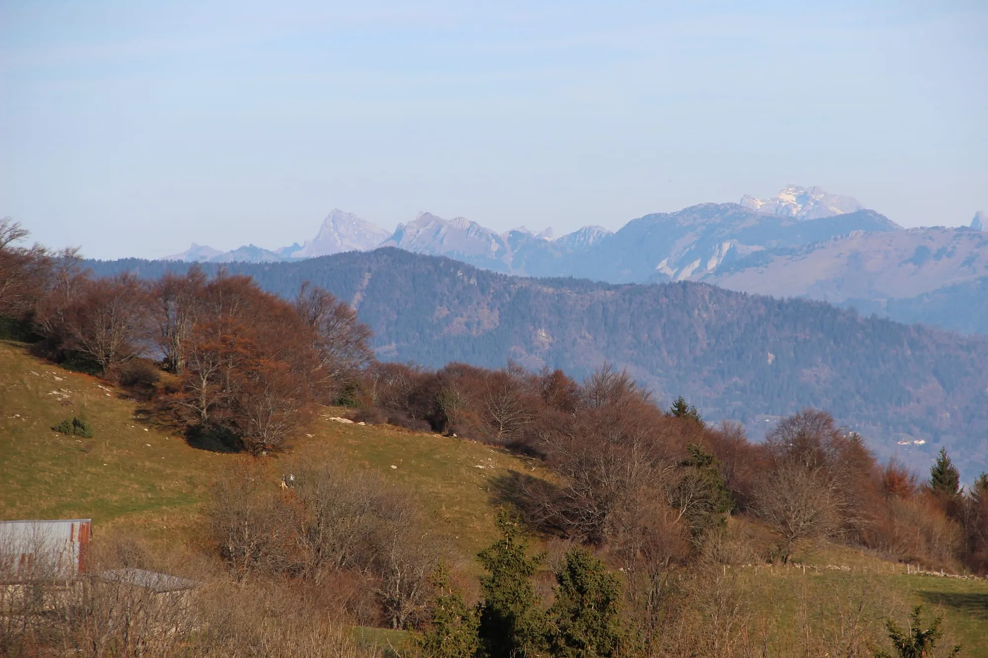 La Dent d'Oche vue depuis le Salève, au-dessus de Genève